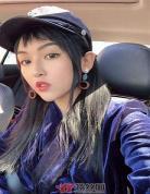 抖音美女出水动态壁纸